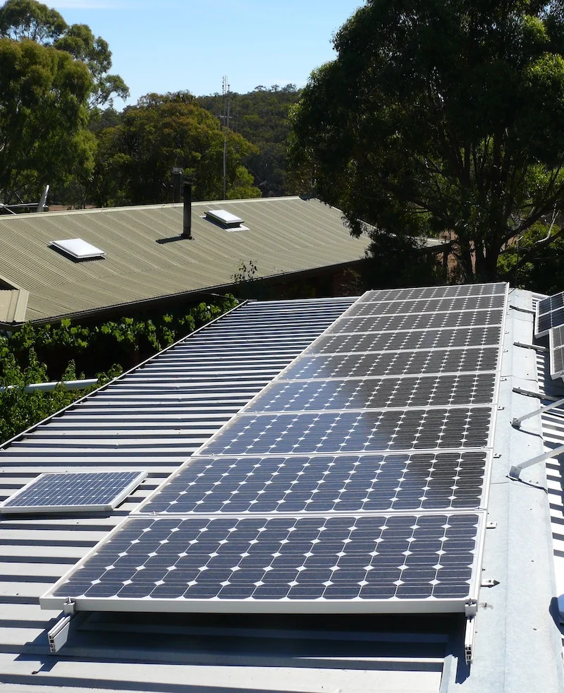 Clean solar panels Pressure washing and cleaning solar panels